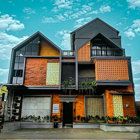 Hotel Mantra House Jimbaran Esterno foto