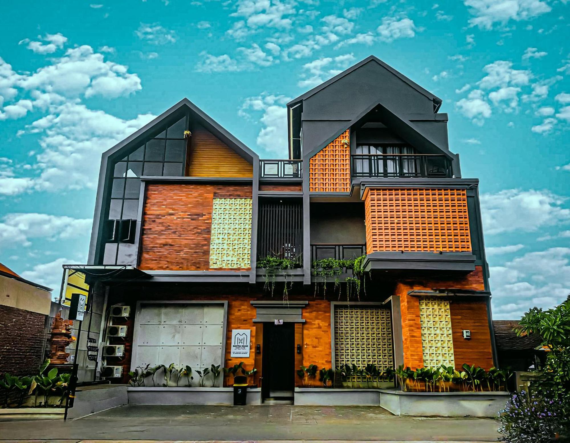 Hotel Mantra House Jimbaran Esterno foto
